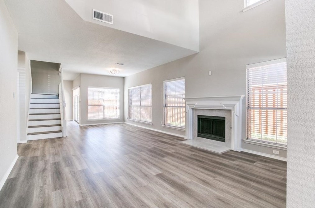 641 Raintree Cir, Coppell TX  75019-2851 exterior