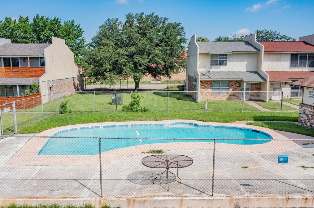 1825 Ridgeview St, Mesquite TX 75149-1514 exterior