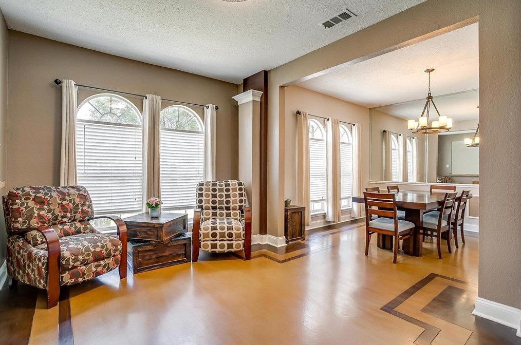 2105 San Simeon Dr, Mesquite TX 75181-4644 exterior