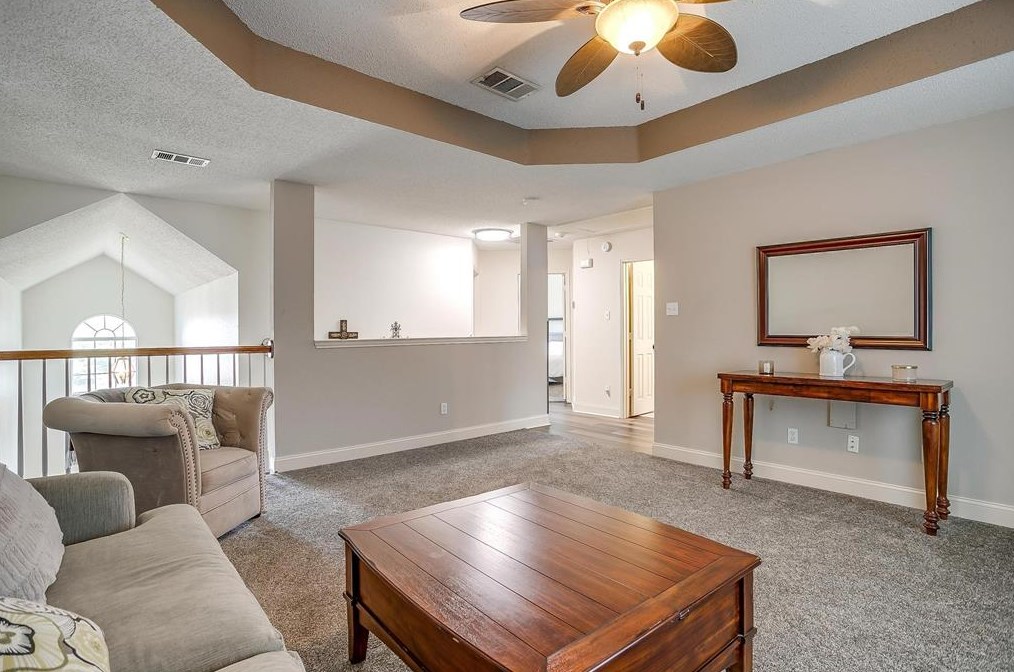 2105 San Simeon Dr, Mesquite TX 75181-4644 exterior