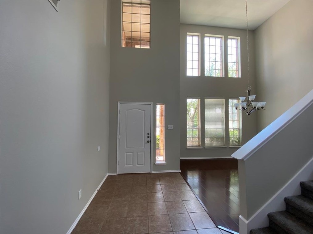 9512 Crooked Cat Dr, Mckinney TX  75070-8957 exterior