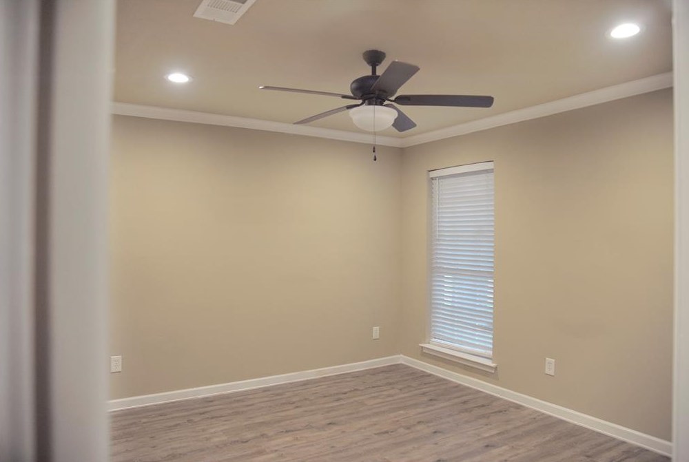 904 Lakeland Dr, Mesquite TX 75149-4940 exterior