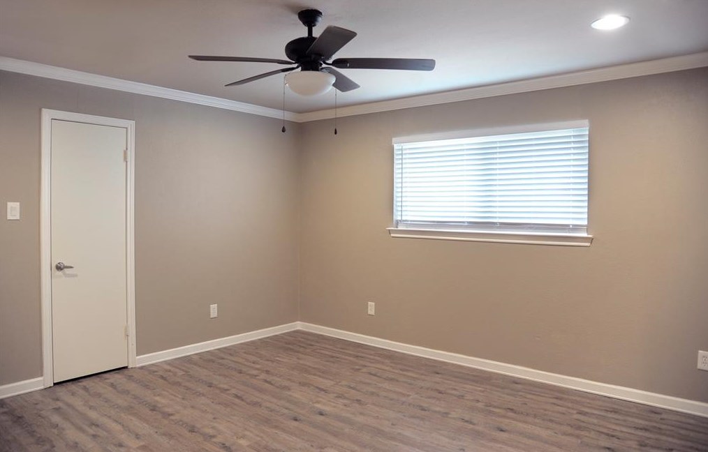 904 Lakeland Dr, Mesquite TX 75149-4940 exterior