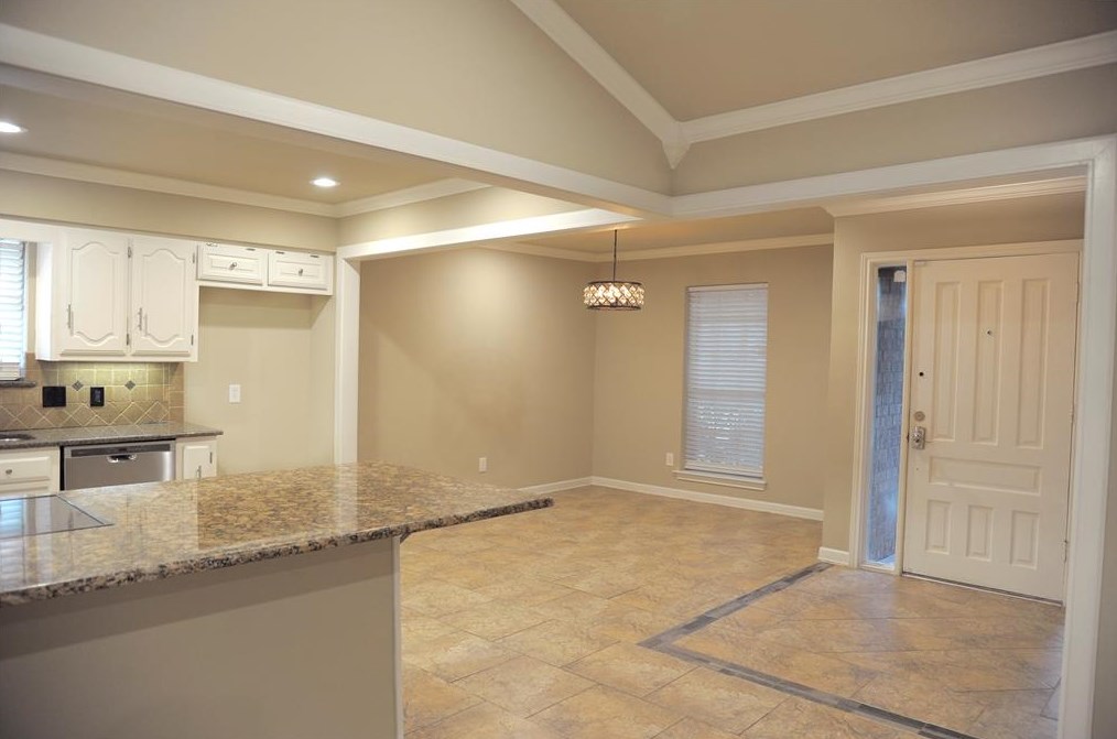 904 Lakeland Dr, Mesquite TX 75149-4940 exterior