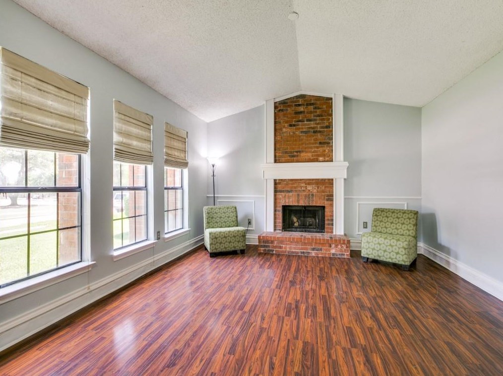 1615 Uvalde St, Mesquite TX 75150-2859 exterior