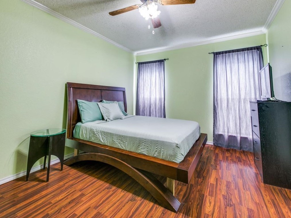 1615 Uvalde St, Mesquite TX 75150-2859 exterior