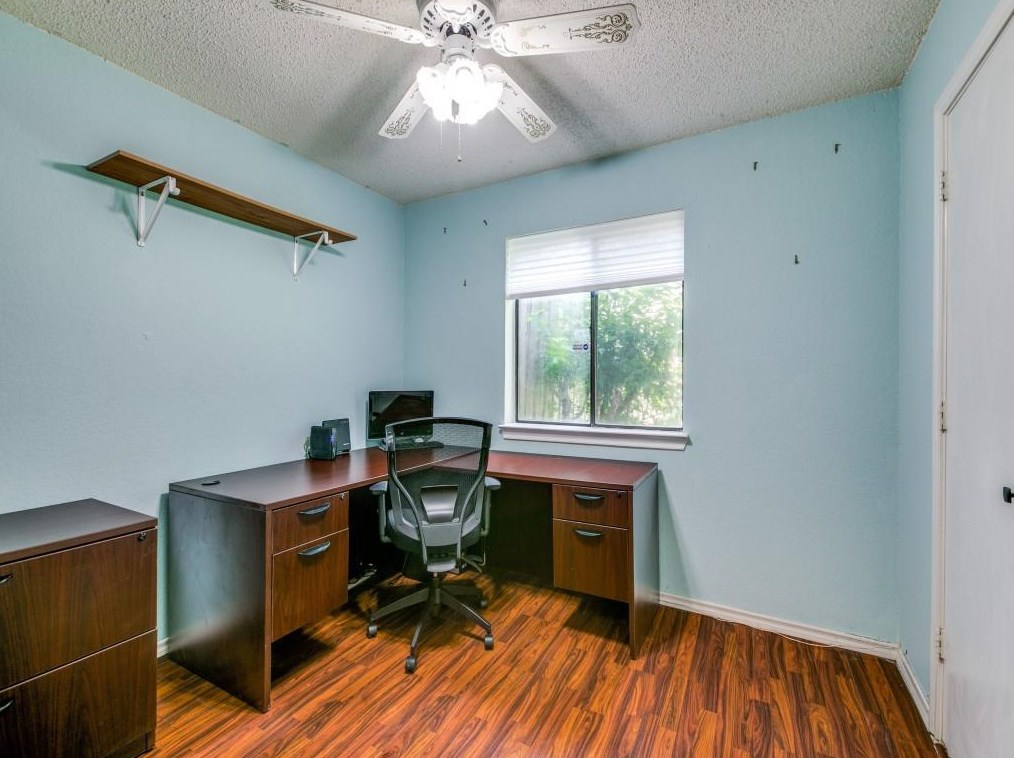 1615 Uvalde St, Mesquite TX 75150-2859 exterior