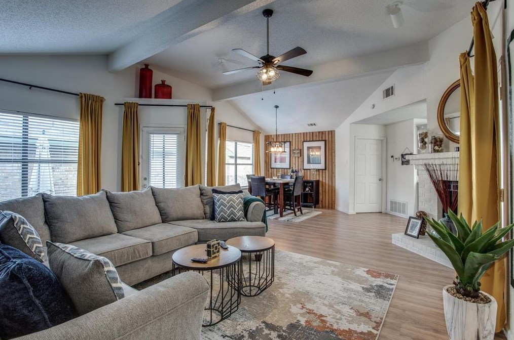 1730 Windmill Ln, Mesquite TX  75149-6866 exterior