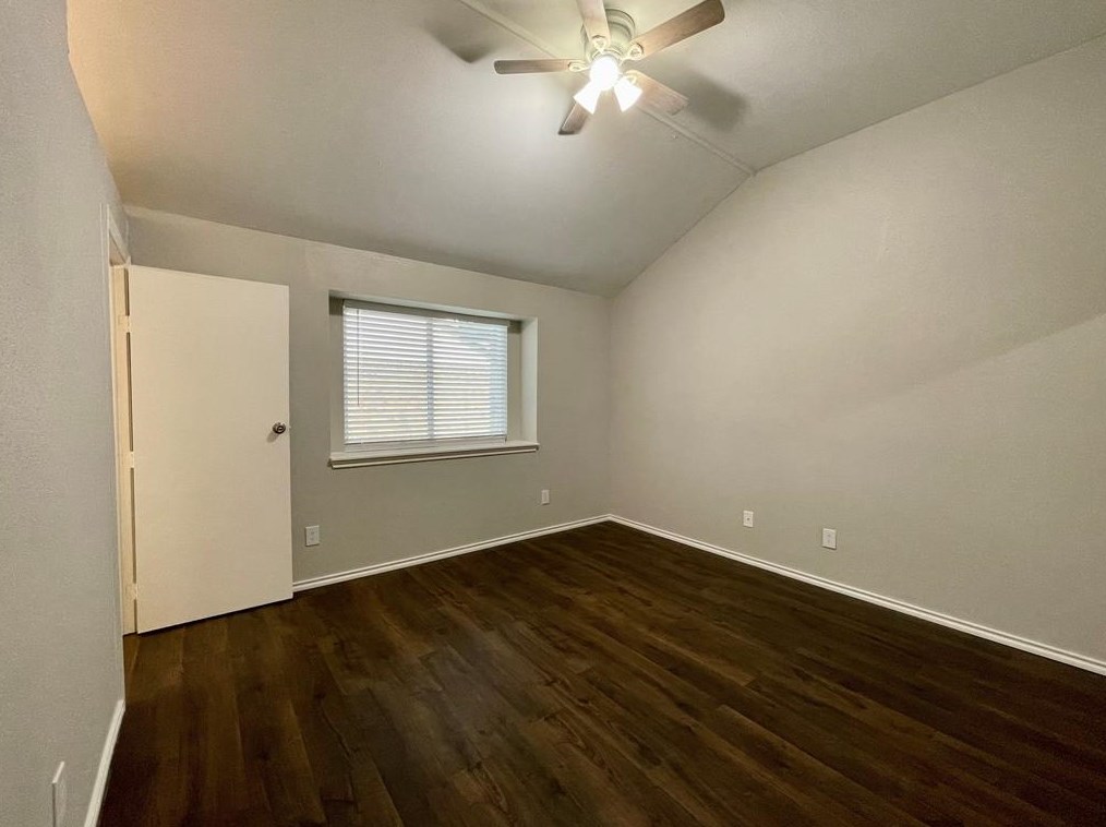 7613 Rice Dr, Rowlett TX 75088-8533 exterior