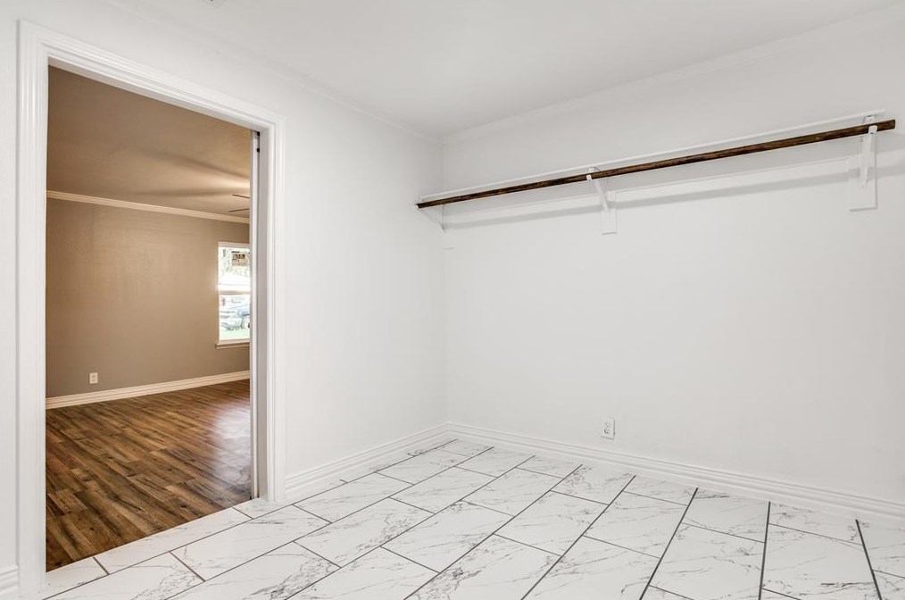 211 Fielding Dr, Mesquite TX 75149-3612 exterior