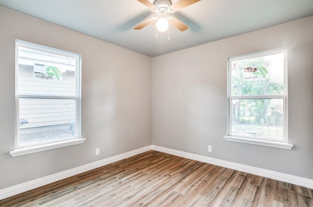 211 Fielding Dr, Mesquite TX 75149-3612 exterior