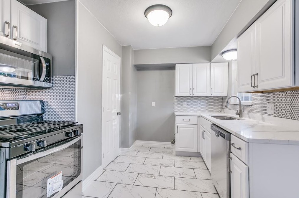 211 Fielding Dr, Mesquite TX 75149-3612 exterior