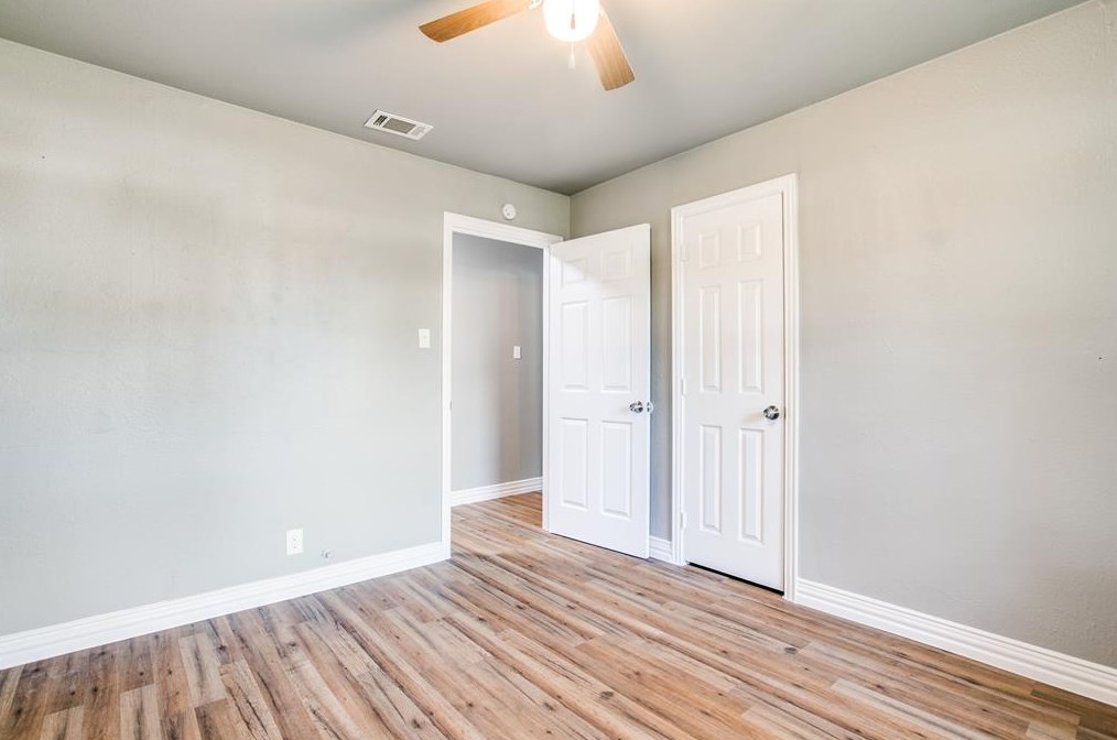 211 Fielding Dr, Mesquite TX 75149-3612 exterior