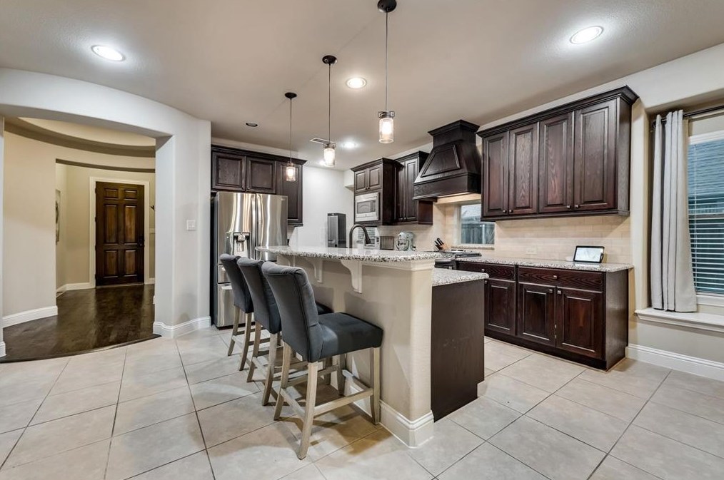 1213 Wedgewood Dr, Forney TX  75126-3849 exterior