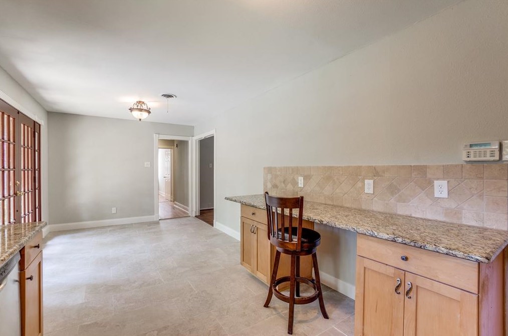 7131 Rutgers Dr, Dallas TX 75214-1760 exterior