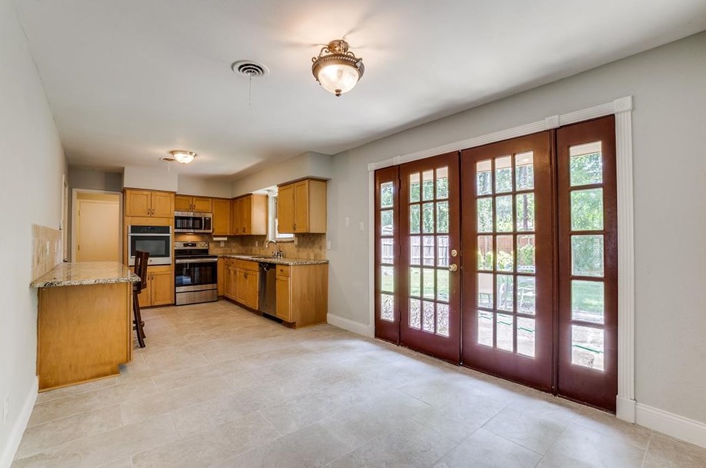 7131 Rutgers Dr, Dallas TX 75214-1760 exterior