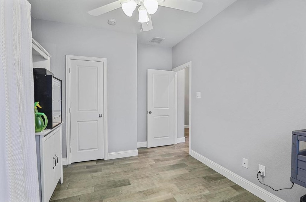 917 Llano Fls Dr, Mckinney TX  75071-3552 exterior