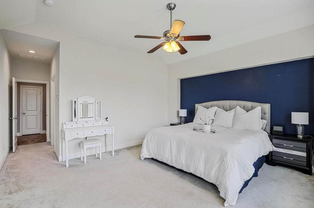 917 Llano Fls Dr, Mckinney TX  75071-3552 exterior