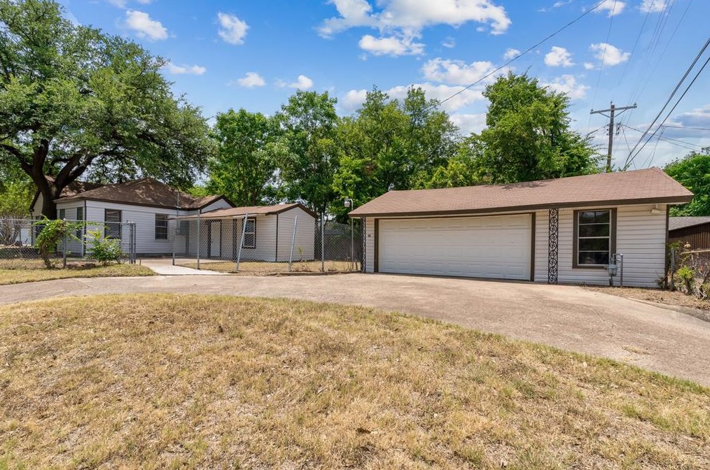 1603 Wilbur St, Dallas TX 75224-1612 exterior