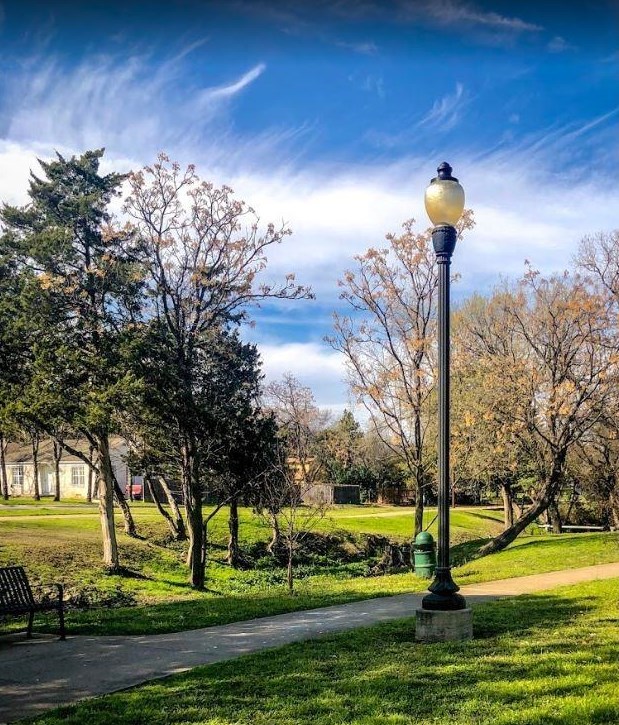 1603 Wilbur St, Dallas TX 75224-1612 exterior