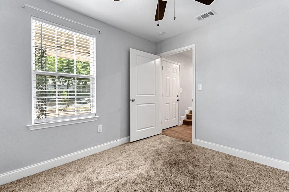 1603 Wilbur St, Dallas TX 75224-1612 exterior