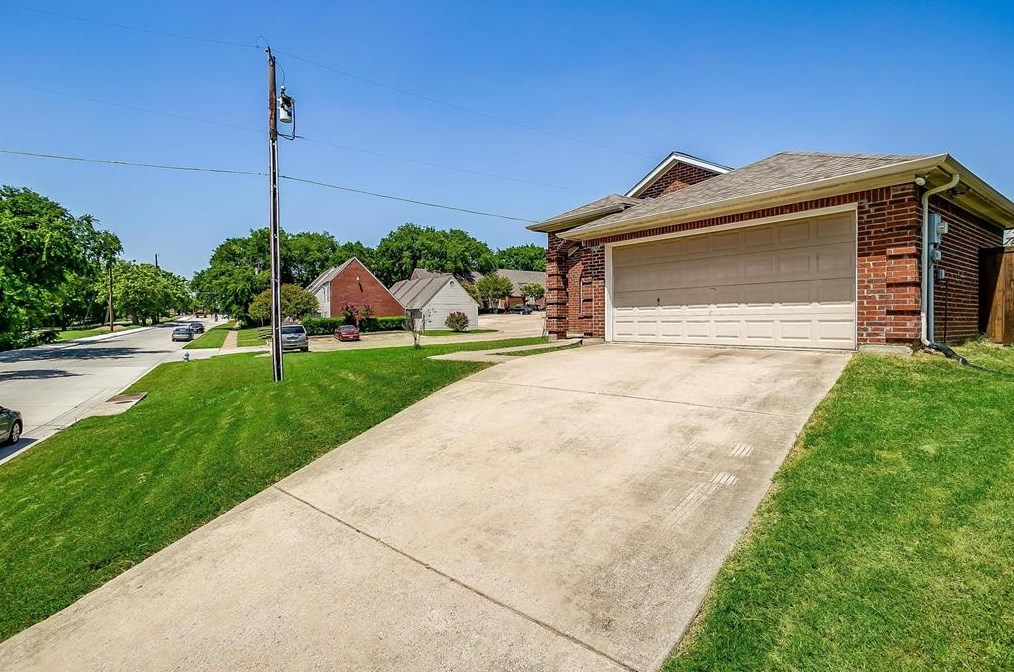 901 Kentucky St, Mckinney TX  75069-2613 exterior