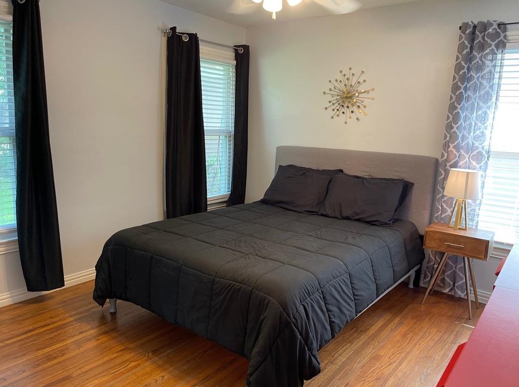 2125 Housley Dr, Dallas TX  75228-2043 exterior