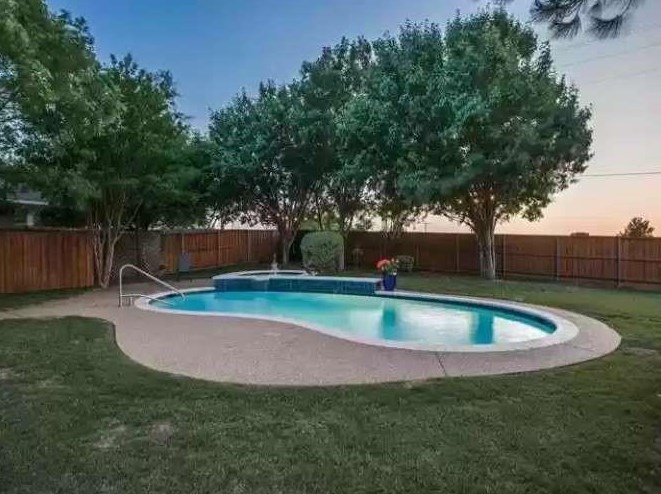 525 Stone Crk Dr, Prosper TX 75078-2547 exterior