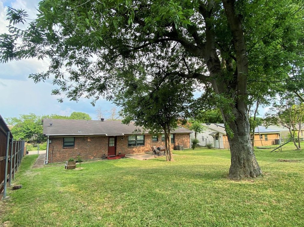 313 Sesame Dr, Mesquite TX 75149-2921 exterior