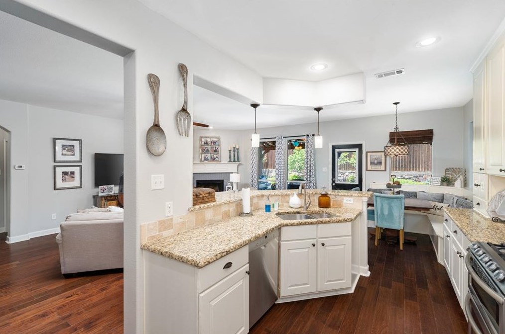 5300 Centeridge Ln, Mckinney TX 75071-3335 exterior