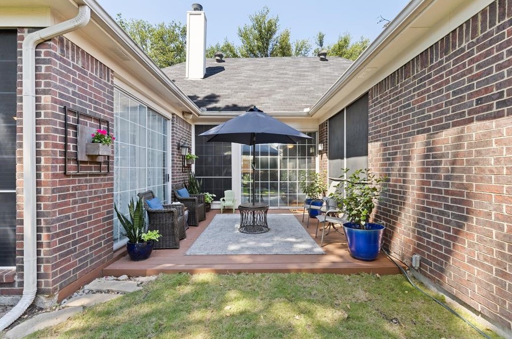 5618 Allen Ln, Rowlett TX 75088-7605 exterior