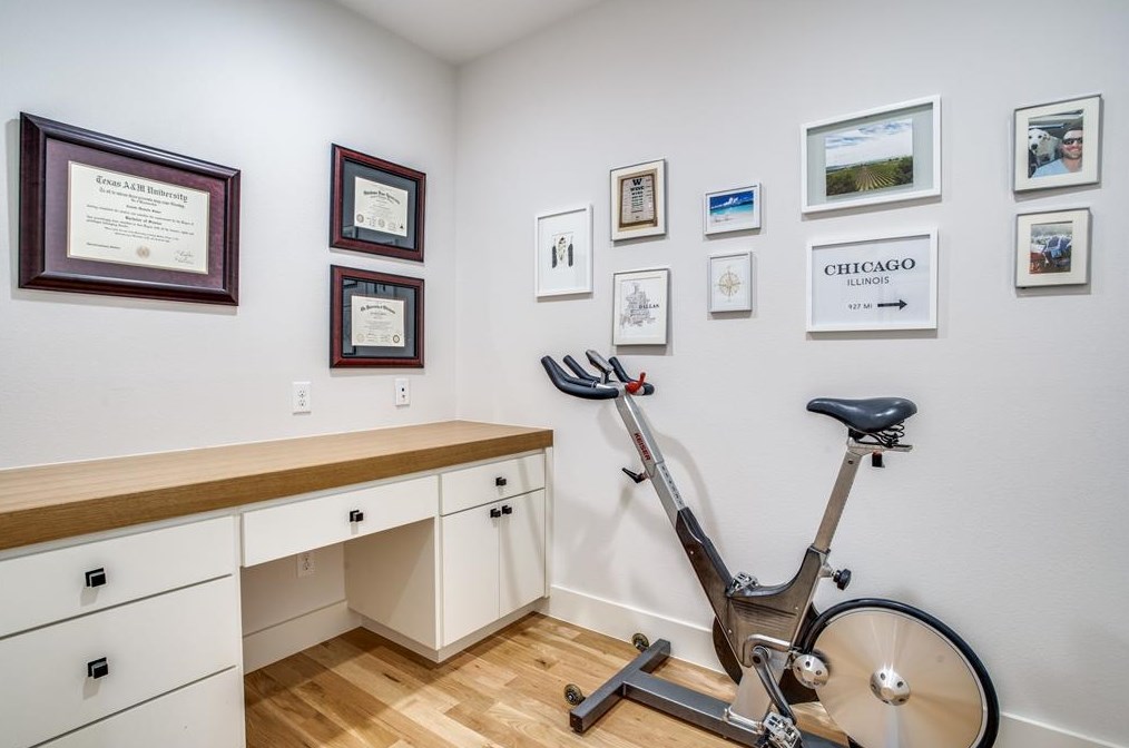 5616 Longview St, Dallas TX 75206-5610 exterior