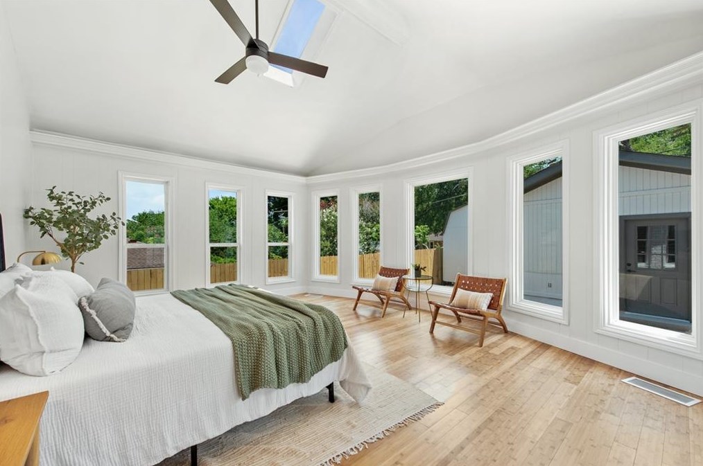 2338 Pinebluff Dr, Dallas TX  75228-5840 exterior