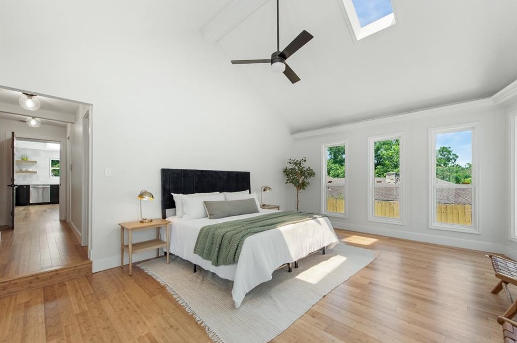 2338 Pinebluff Dr, Dallas TX  75228-5840 exterior