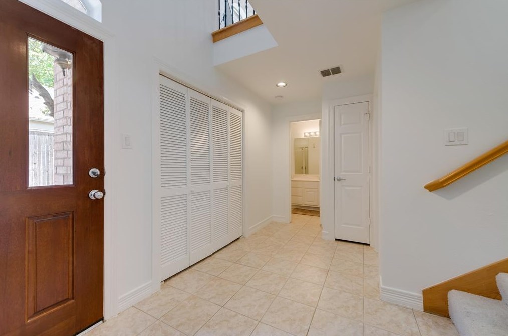 3508 Routh St, Dallas TX  75219-4730 exterior