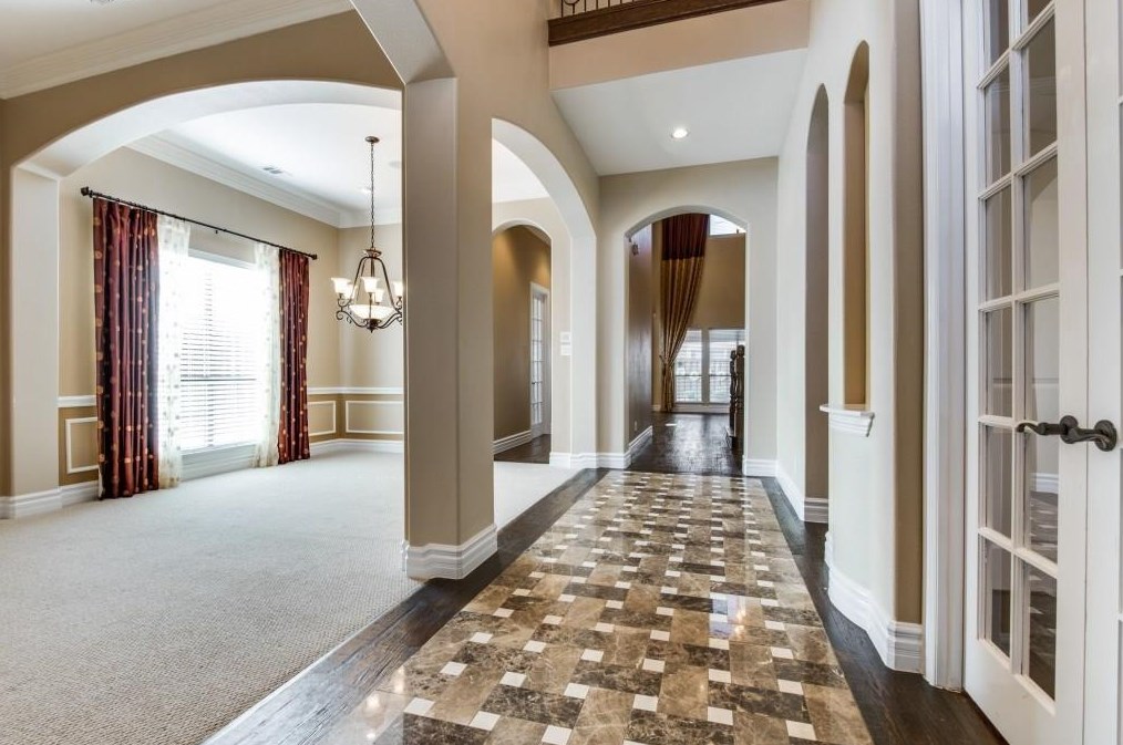 7501 Valleen Dr, Plano TX  75024-3977 exterior