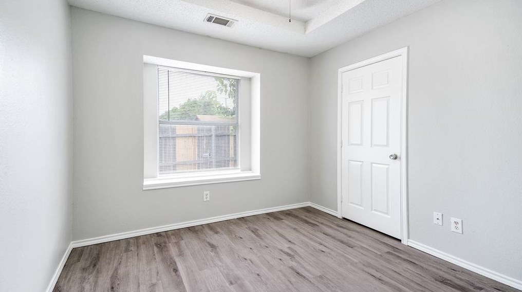 1329 Maple Rdg Dr, Mesquite TX 75149-5692 exterior