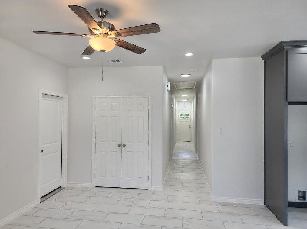 7919 Hull Ave, Dallas TX 75216-4133 exterior