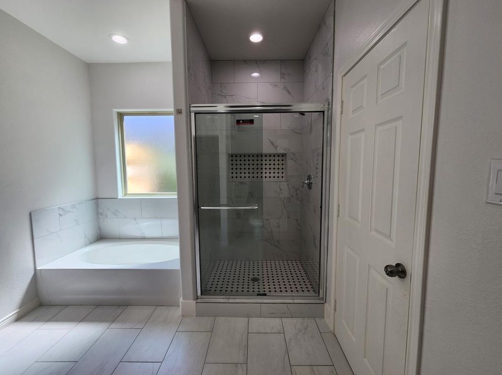 7919 Hull Ave, Dallas TX 75216-4133 exterior