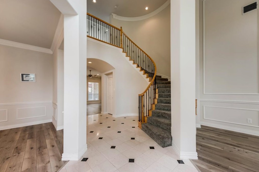 577 Indian Rock Dr, Coppell TX  75019-5292 exterior