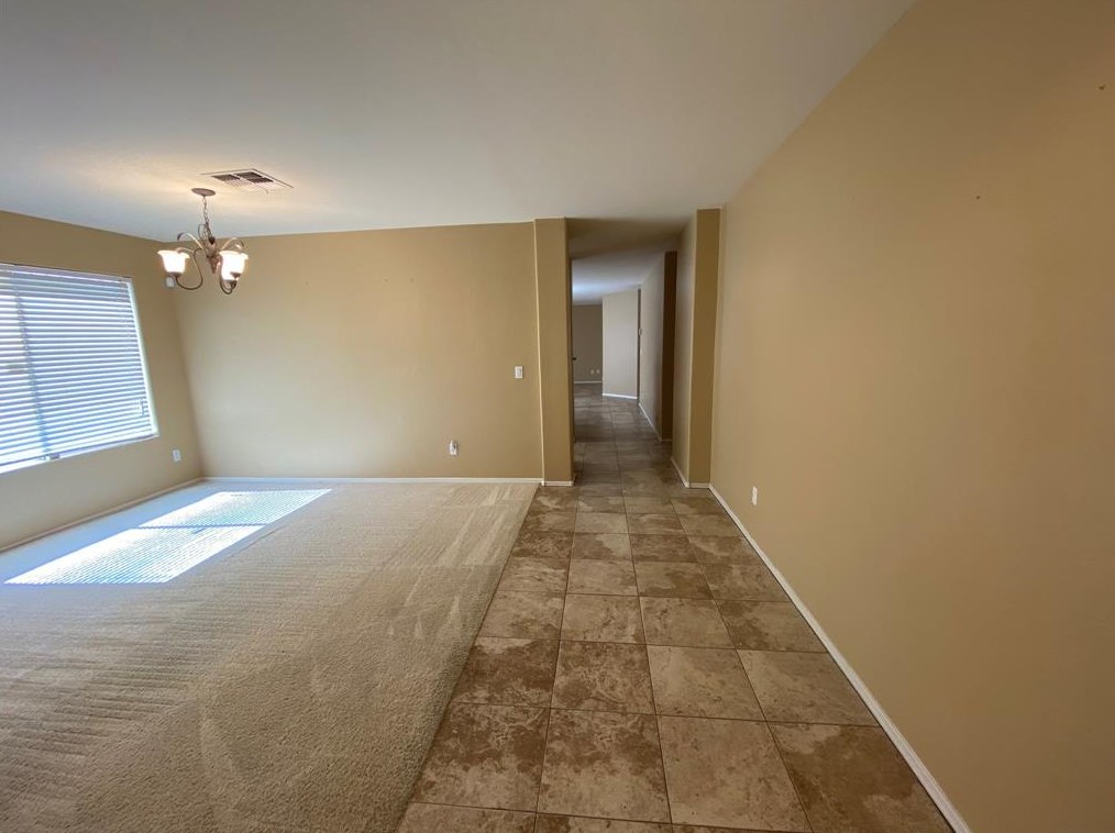 2134 Pleasant Ln, Phoenix AZ  85041-5317 exterior