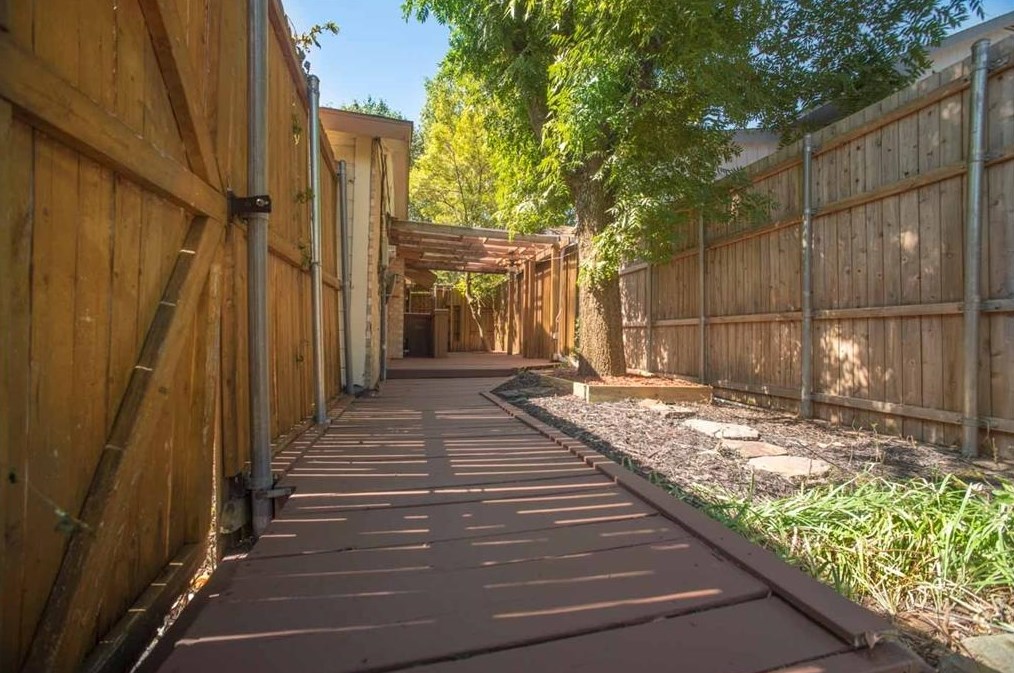 2817 David Dr, Rowlett TX 75088-4965 exterior