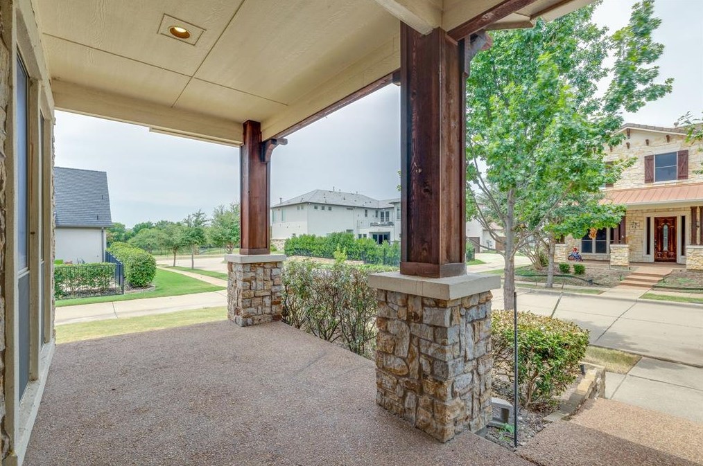 8309 Chickasaw Trl, Mckinney TX  75070-7031 exterior