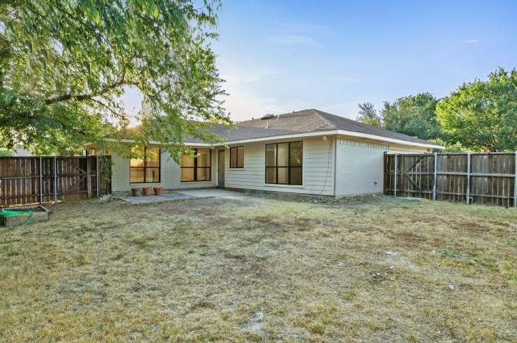 401 Dillard Ln, Coppell TX 75019-3925 exterior