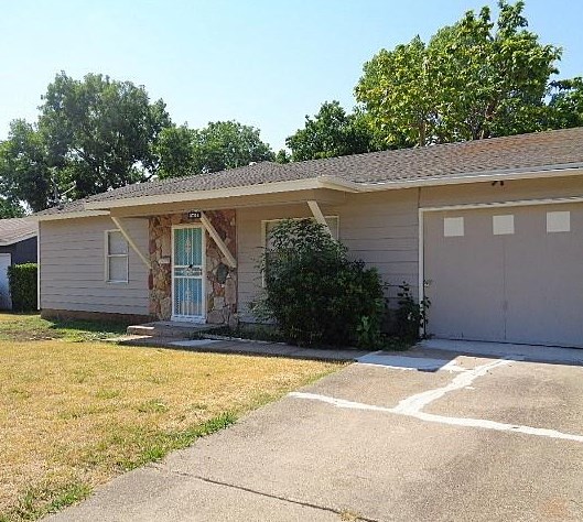 3724 Moonstone Dr, Dallas TX  75241-4310 exterior