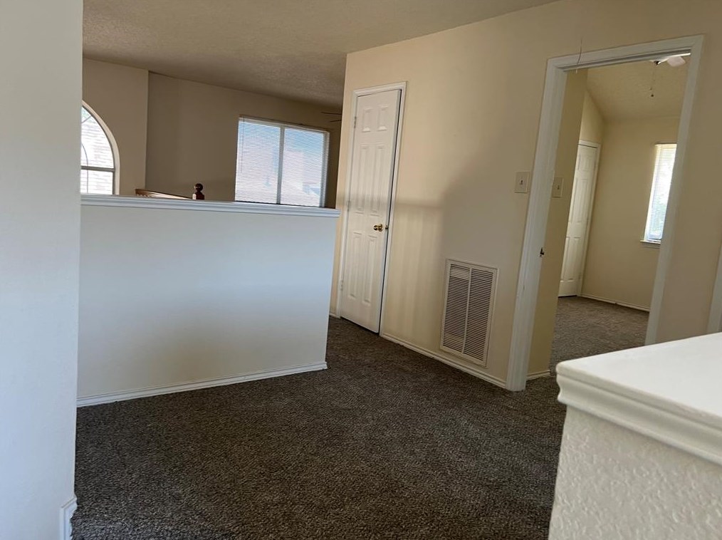 6824 Hickory Crk, Plano TX  75023-2041 exterior