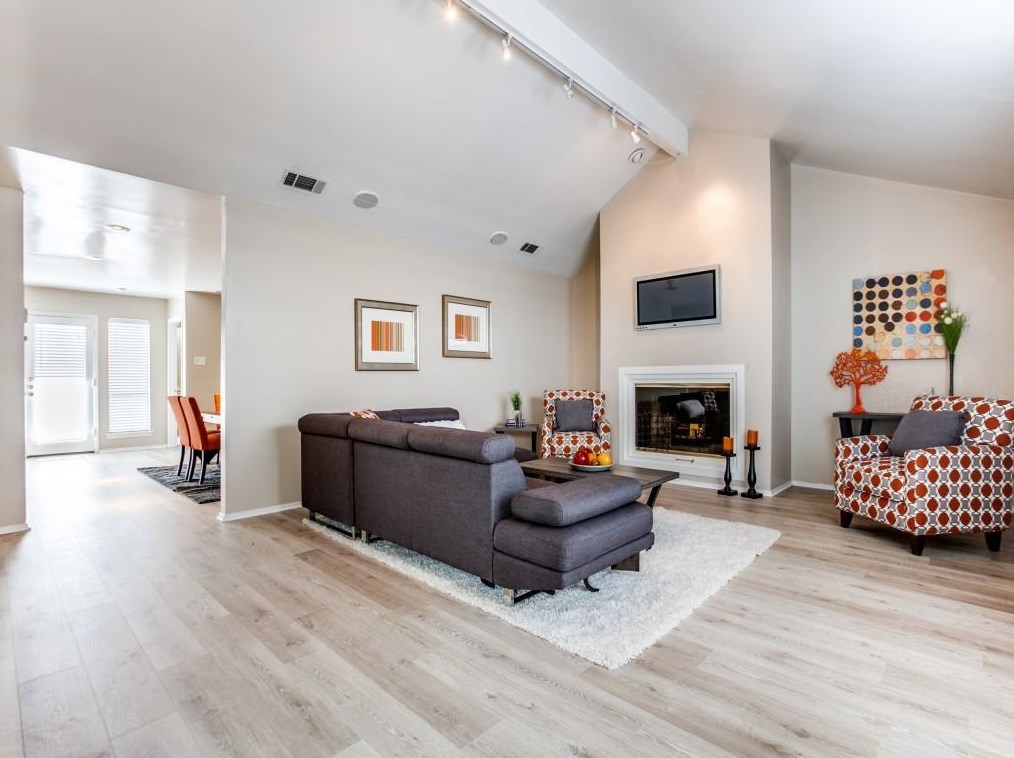 10440 Pagewood Dr, Dallas TX  75230-4254 exterior