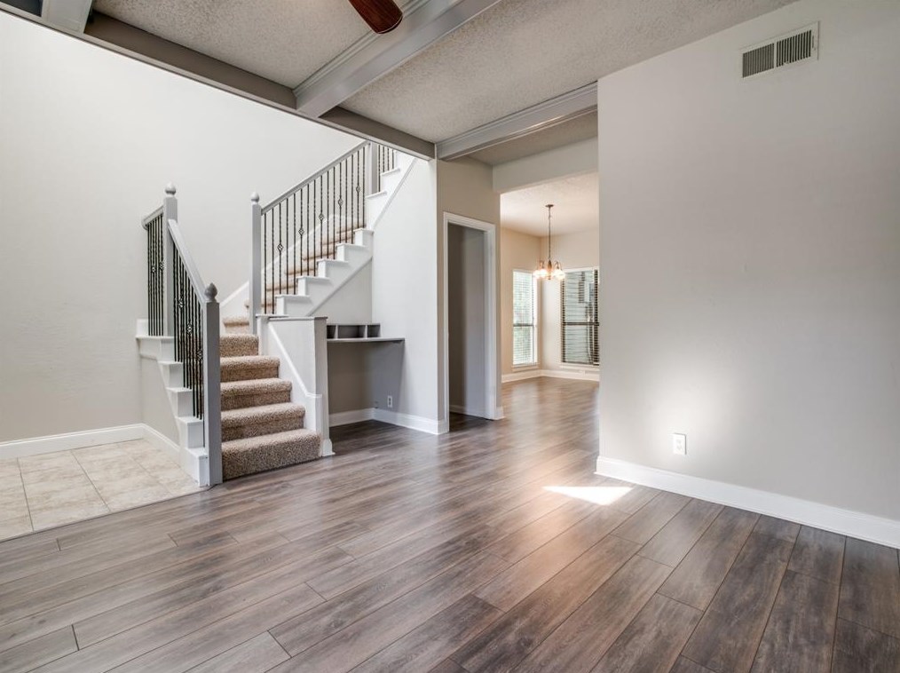 432 Josephine St, Dallas TX  75246-1448 exterior