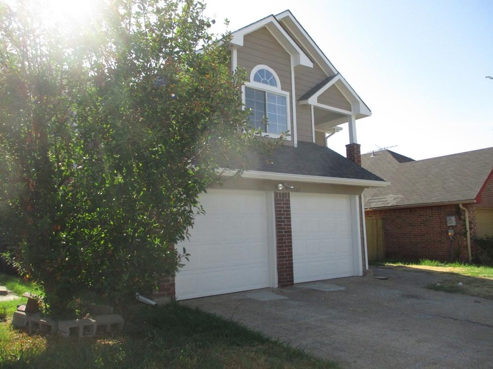 4307 Scarsdale Ln, Dallas TX  75227-4799 exterior