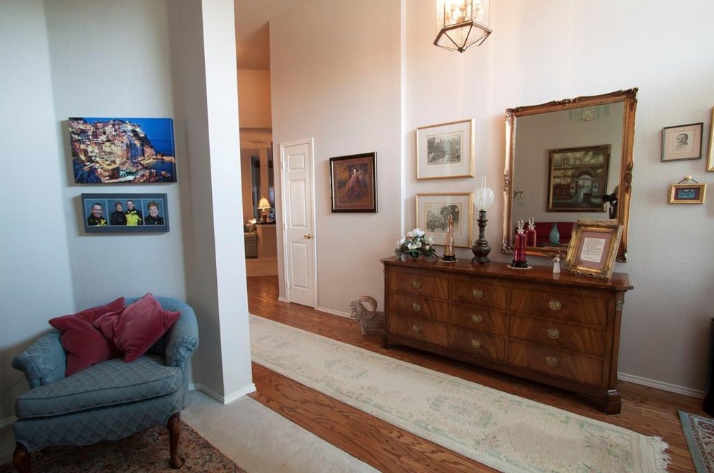 2928 Oak Tree Dr, Plano TX 75025-5076 exterior